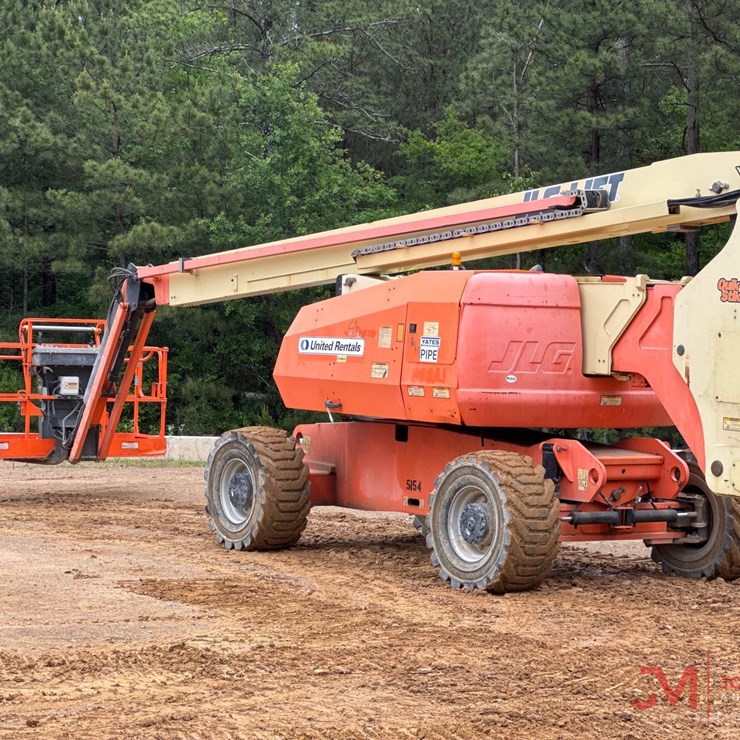 2014 JLG 800AJ