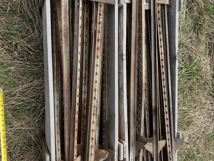 60x-5ft.-t-posts-image-1