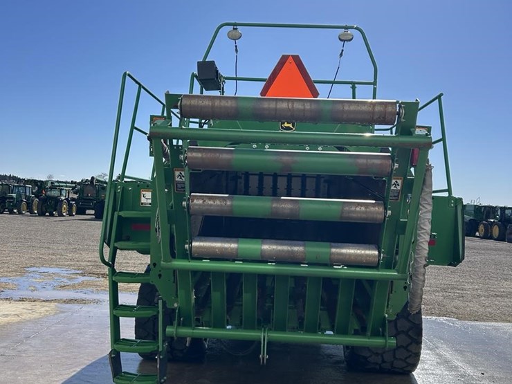 2016-john-deere-l340-image-5