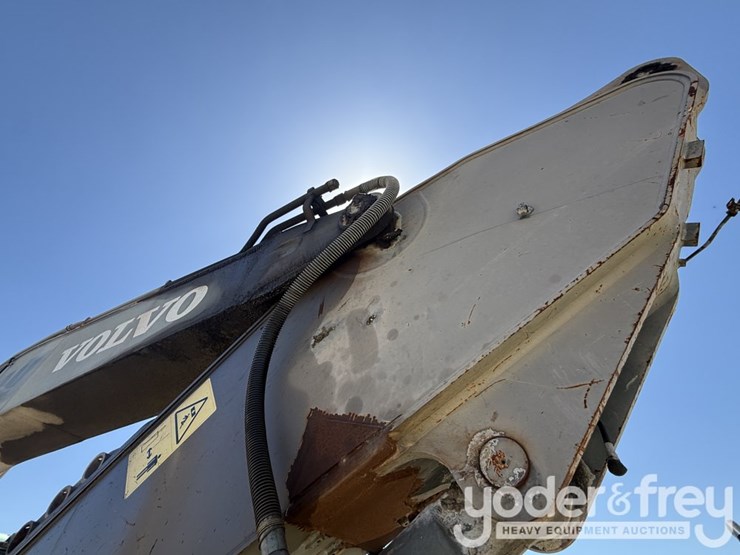 2012-volvo-ec250dl-image-11