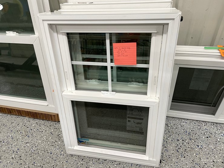 #8564-•-(4)-double-hung-windows-image-7