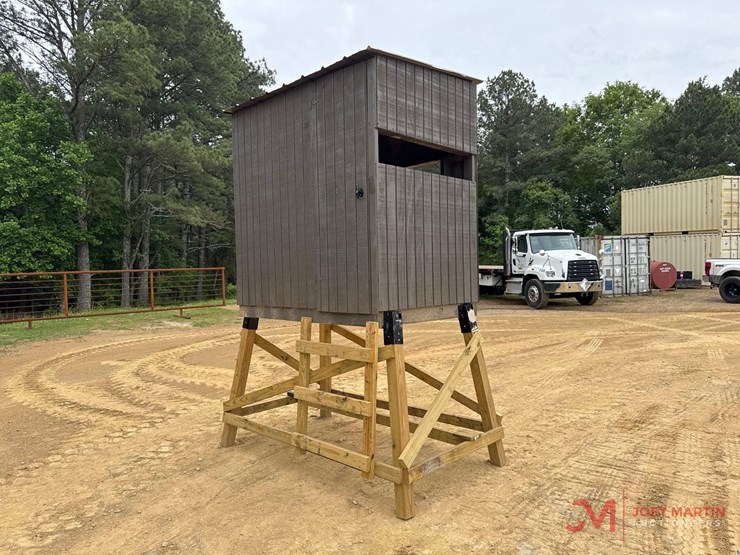 new-4'-x-6'-shooting-house-with-stand-image-2