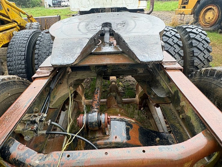 #23987-•-inop-1979-international-f-2554-t/a-single-cab-truck-tractor-cf255jha29827-image-32