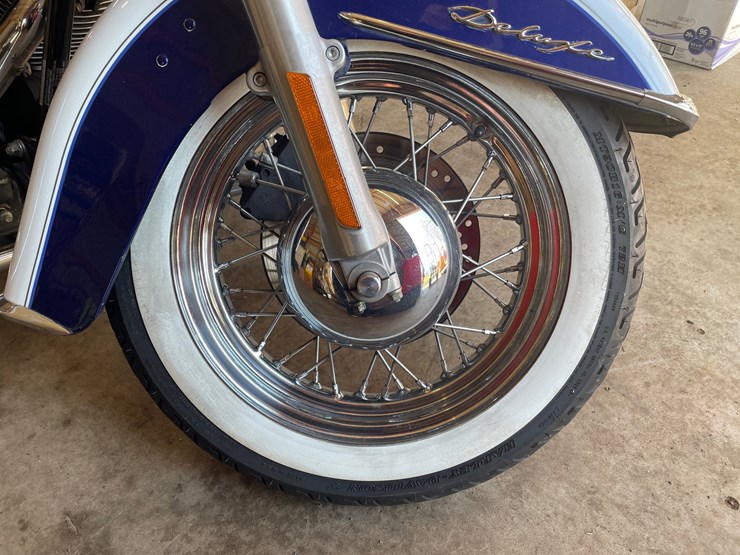 #1805-•-2005-harley-davidson-softail-motorcycle-(has-wi-title)-image-23