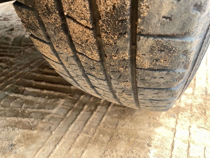 2015-ford-f350-image-22