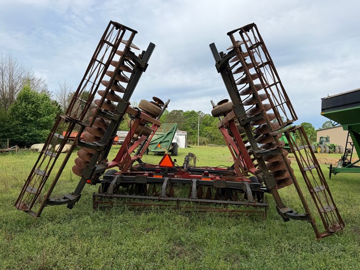 case-ih-340-image-7