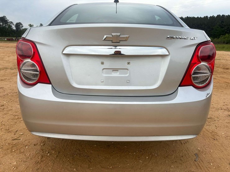 2015-chevrolet-sonic-lt-4-door-suv-(93,212-miles)-image-8