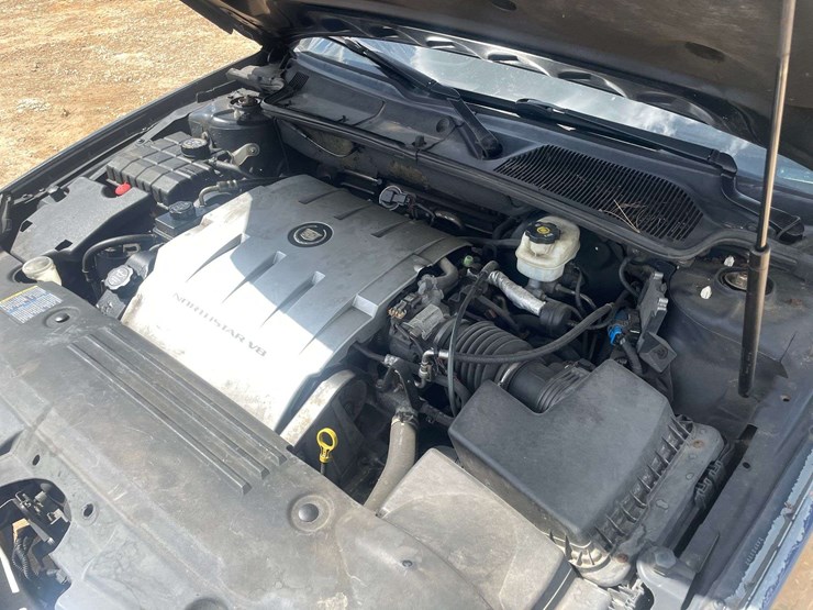 2006-cadillac-dts-4-door-sedan-(215,267-miles)-image-7