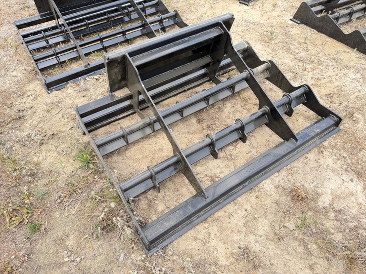 #609-•-mini-skid-steer-land-leveler-image-1
