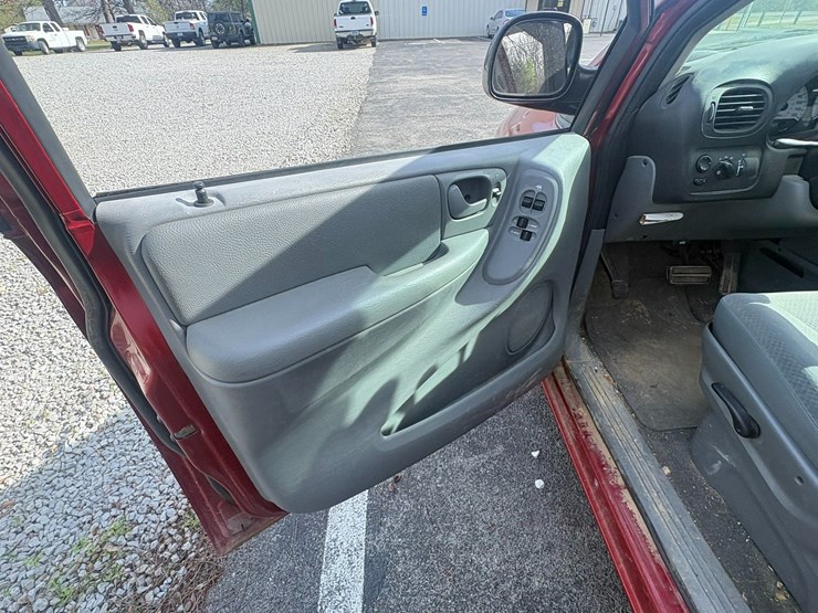 #42108-•-2007-chrysler-grand-caravan-passenger-van-vin:-1d8gp24r57b236495-image-41