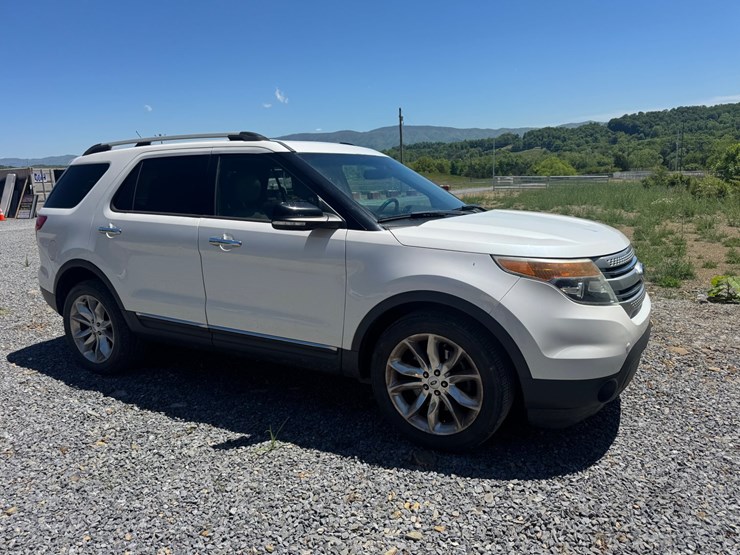 ford-explorer-image-2
