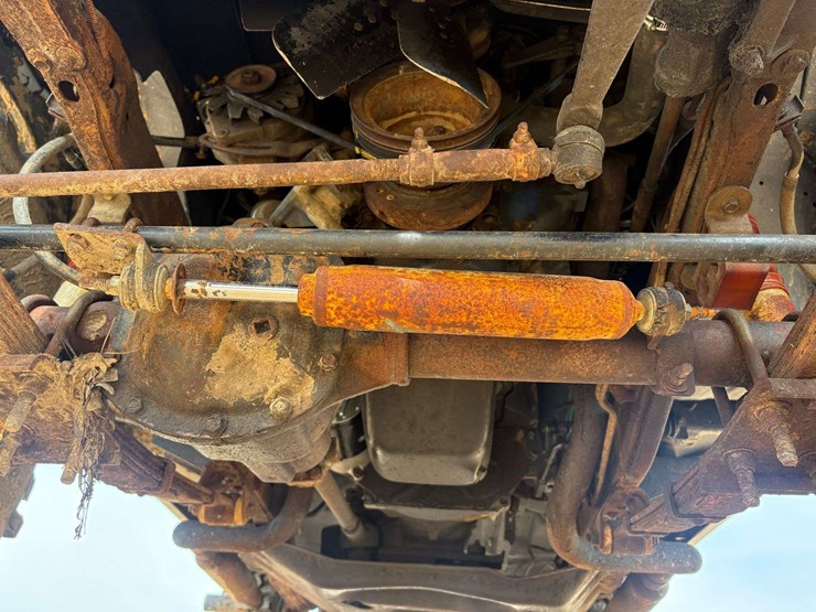 1979-jeep-cj7-2-door-w/-bikini-top-image-12