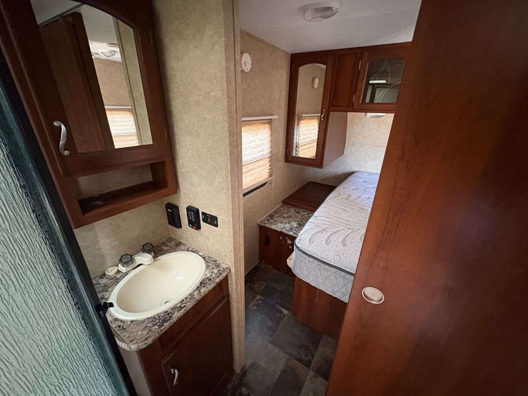 2014-forest-river-tracer-travel-trailer-image-23