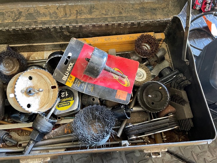 #1847-•-union-steel-tool-chest-and-contents-image-5