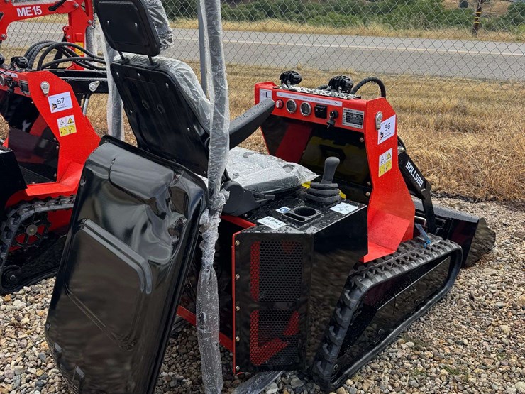 sdll580-ride-on-skid-steer-(new/unused)-image-14