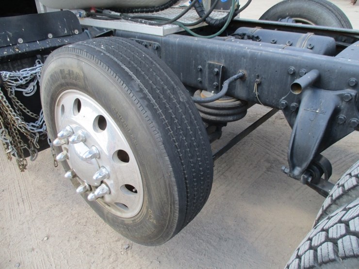 2019-western-star-w4900-image-23