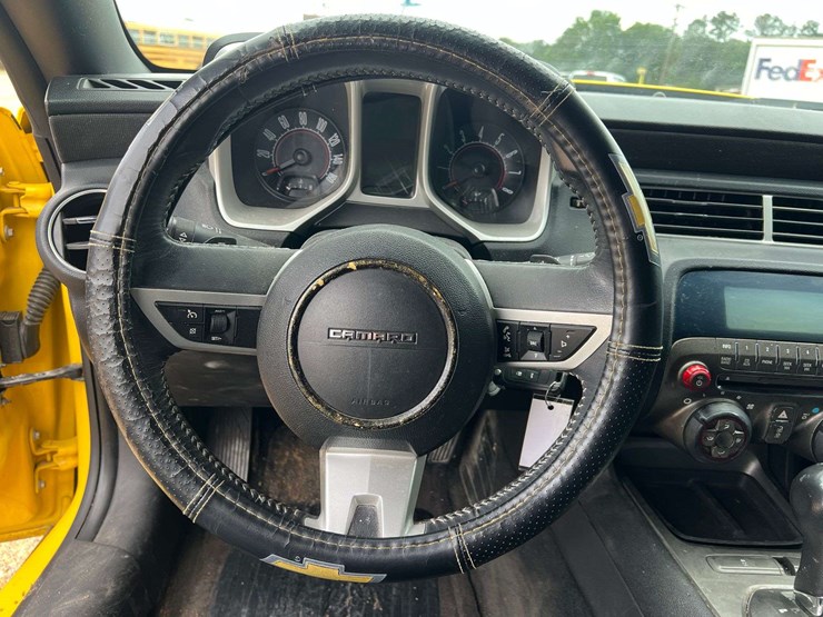 2010-chevrolet-camaro-rs-2-door-coupe-(165,674-miles)-image-12