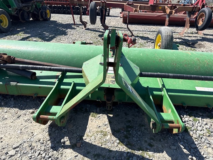 john-deere-520-image-14