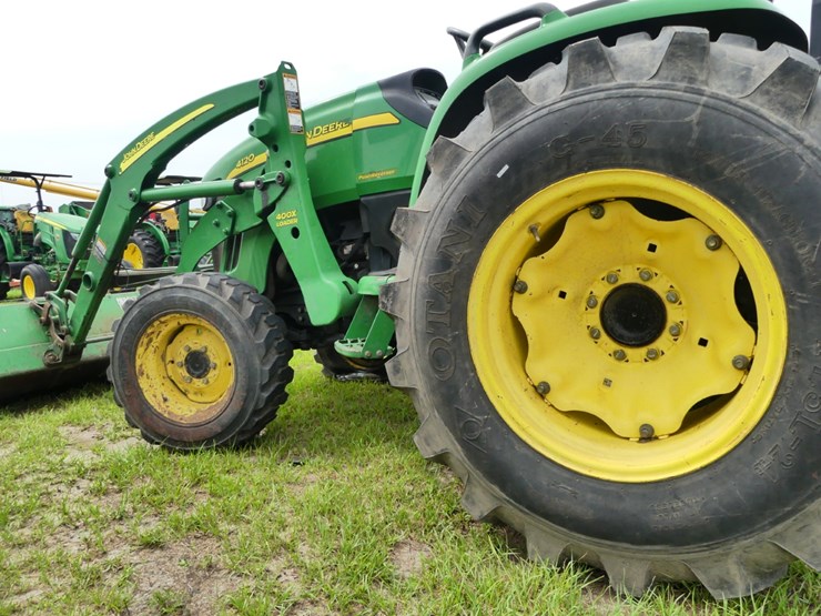 john-deere-4120-image-7