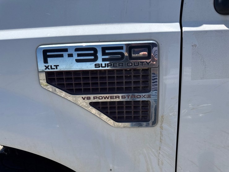 2008-ford-f350-image-18