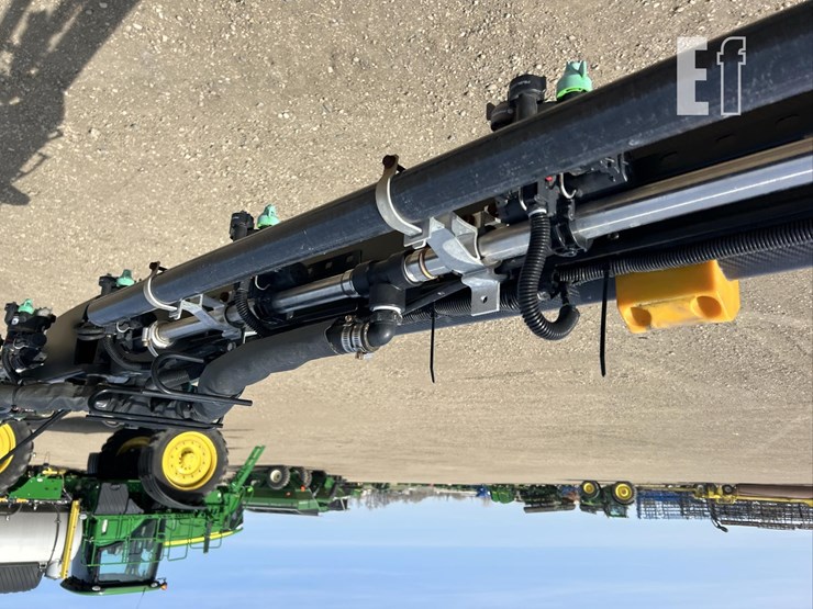 2020-john-deere-r4045-image-84