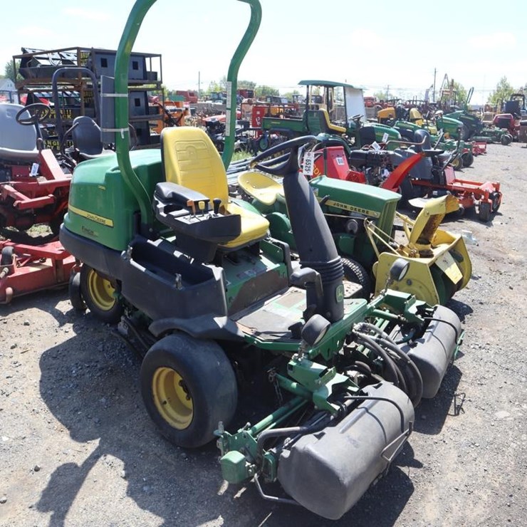 JOHN DEERE 2500B