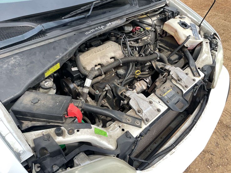 2004-chevrolet-venture-image-8
