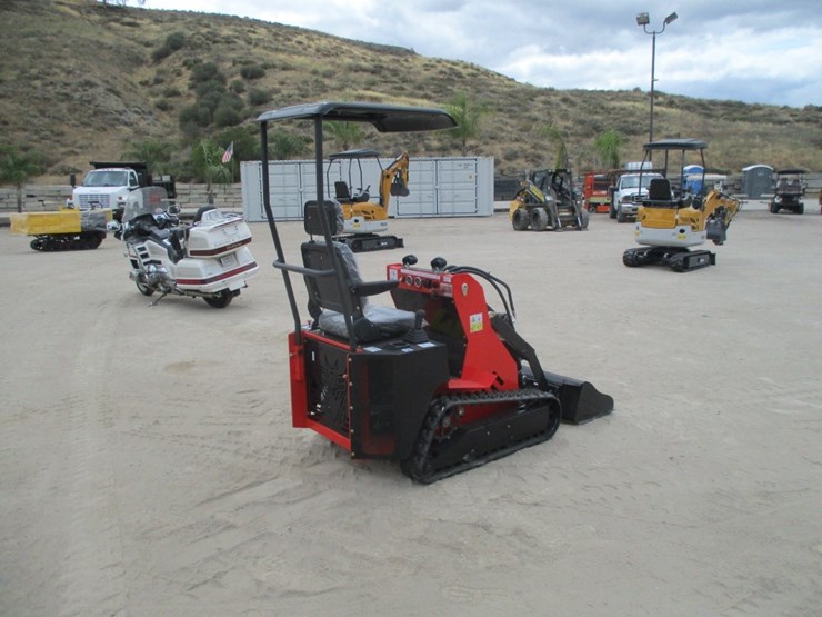 2026-sdlanch-ssl580-crawler-ride-on-skid-steer,-image-3