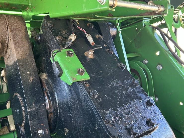 2016-john-deere-l340-image-94