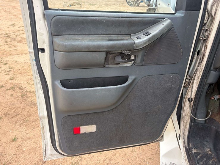 1992-ford-e350-image-14