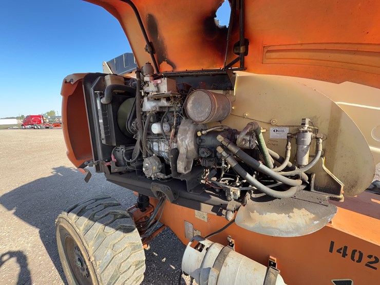 2000-jlg-600s-image-15