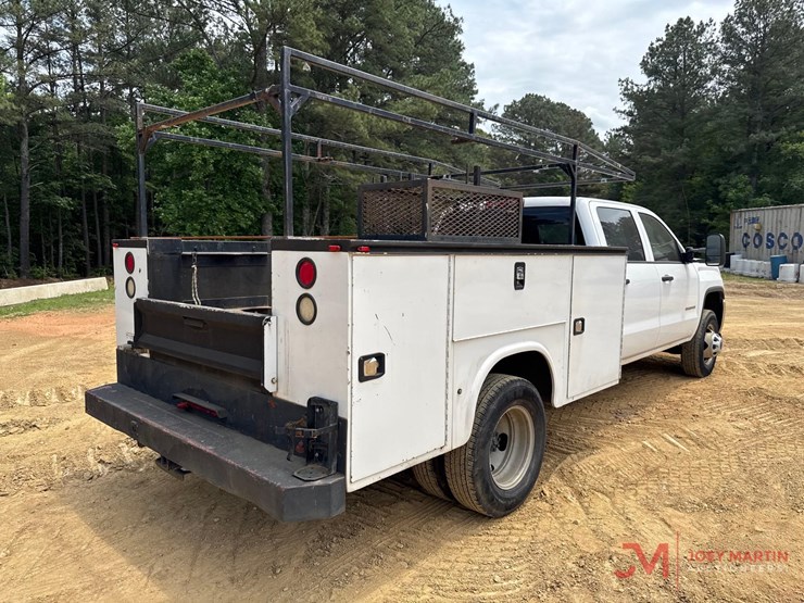 2015-gmc-3500hd-image-2