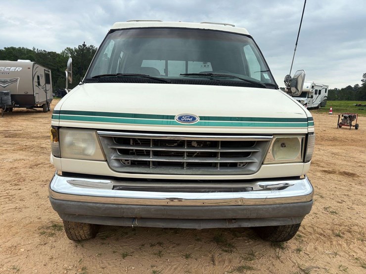 1992-ford-e350-image-5