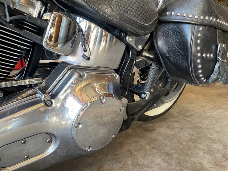 #1805-•-2005-harley-davidson-softail-motorcycle-(has-wi-title)-image-16