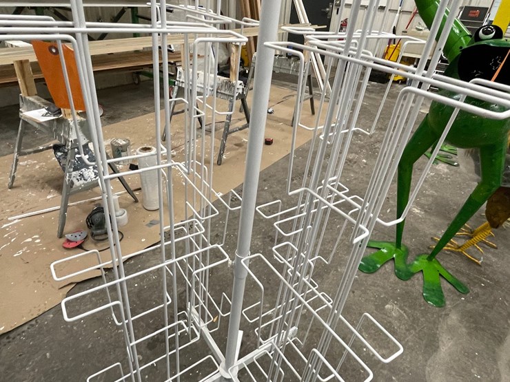 #8572-•-pamphlet-display-rack-image-8