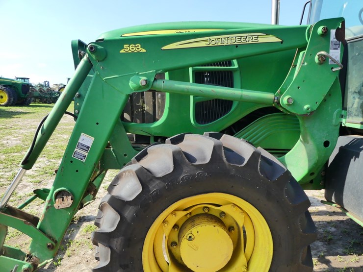john-deere-6715-image-9