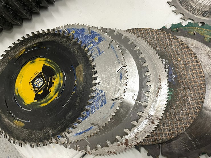 #8582-•-miter-saw-blades-image-8