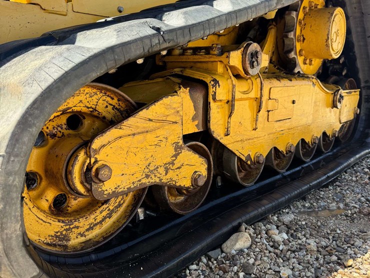 2015-caterpillar-279d-image-11