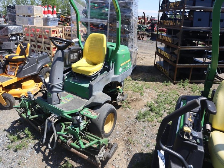 john-deere-2500e-image-4