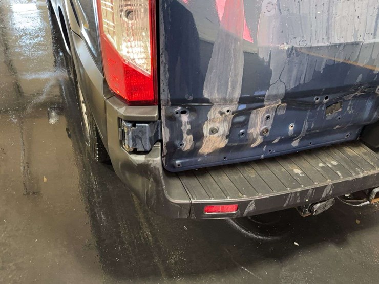 2020-ford-transit-image-24