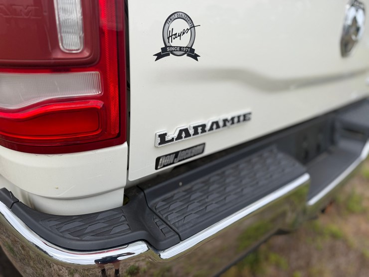 2019-dodge-ram-2500-image-16