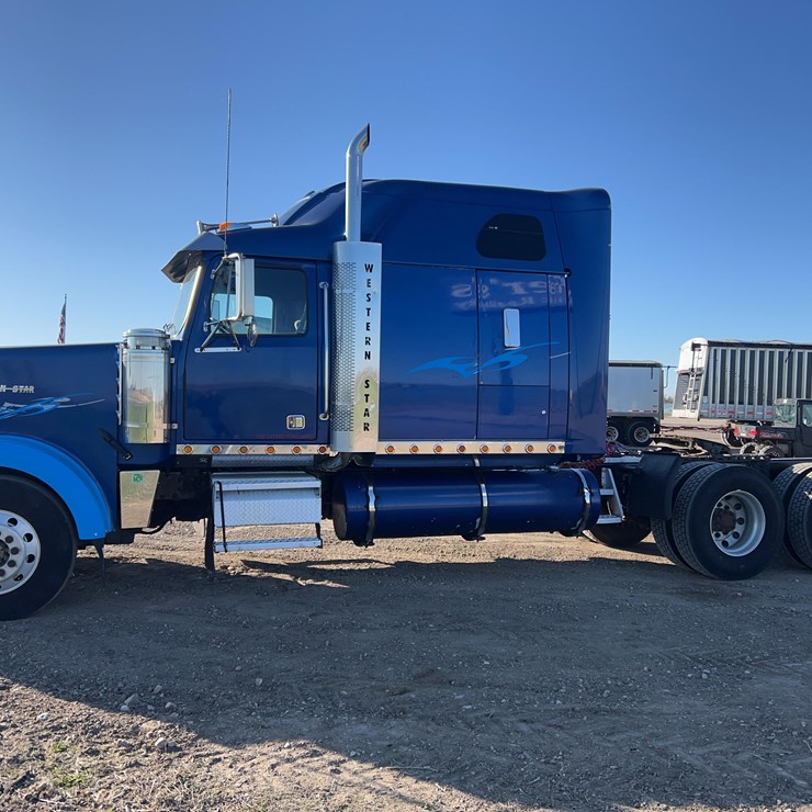 2004 Western Star Semi