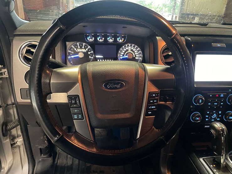 2014-ford-f150-limited-image-12
