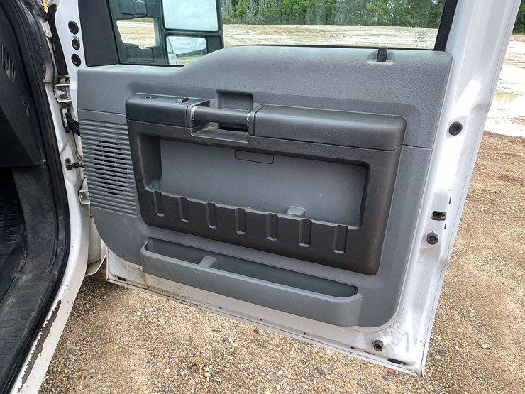 2012-ford-f250-image-17