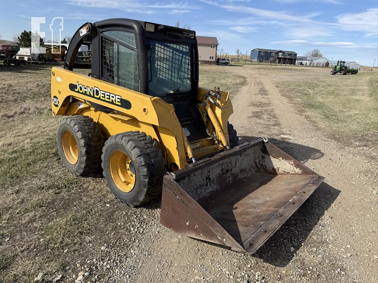 deere-250-image-2