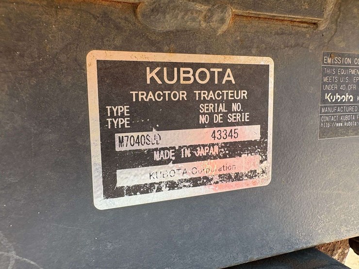 2013-kubota-m7040-image-30