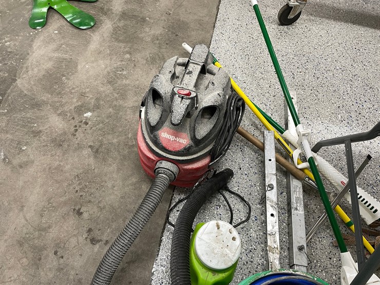 #8573-•-shop-vac-image-2