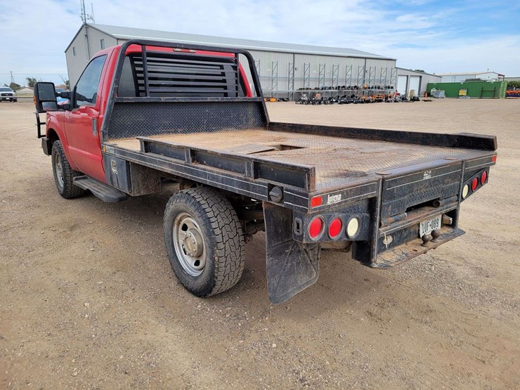 2011-ford-f350-image-12