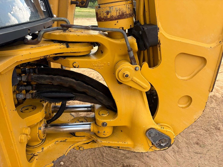 deere-310sg-image-35