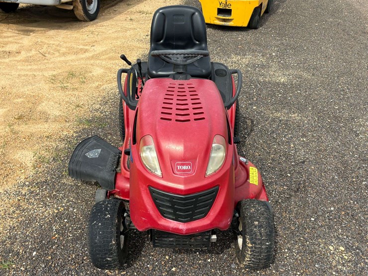 toro-lx427-image-5